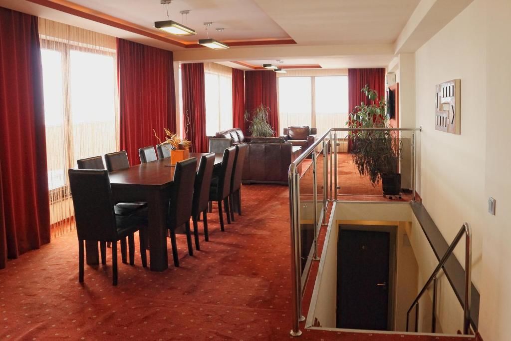Отель Hotel Premier Сибиу-63
